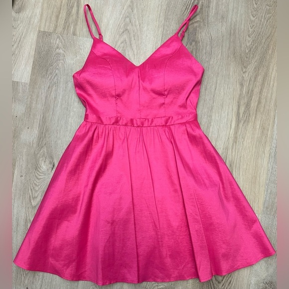 Honey and Rosie Hot Pink Satin Mini Dress Size 7 - Picture 4 of 9
